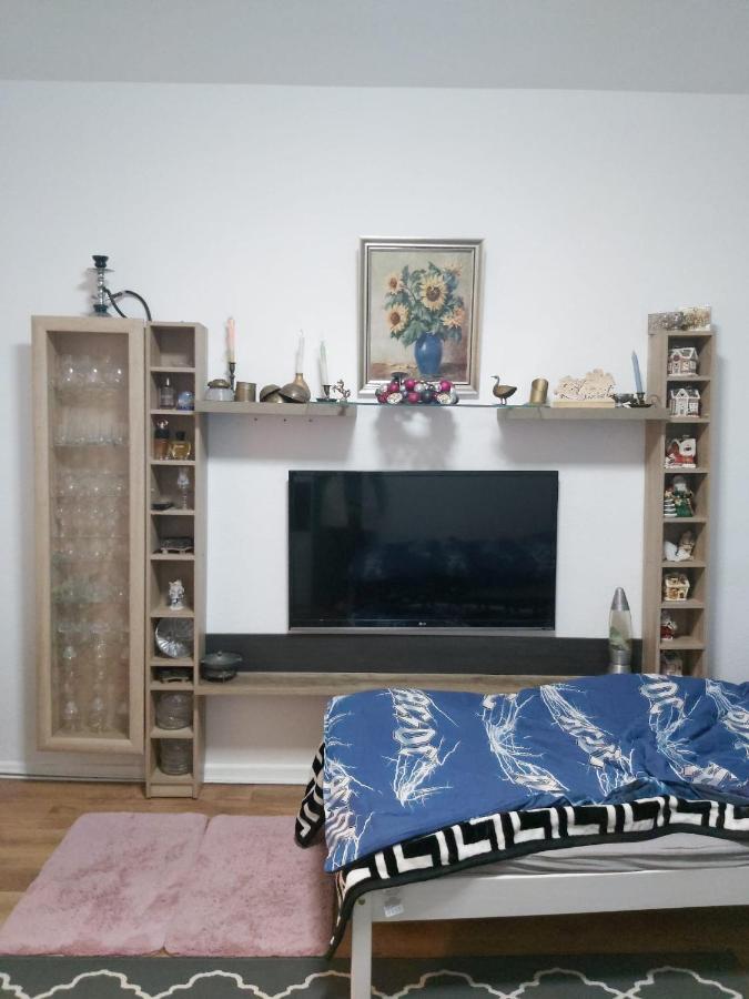 1 Zimmerwohnung Mit Kueche, Balkon Und Badezimmer In Duesseldorf Apartmen Exterior photo